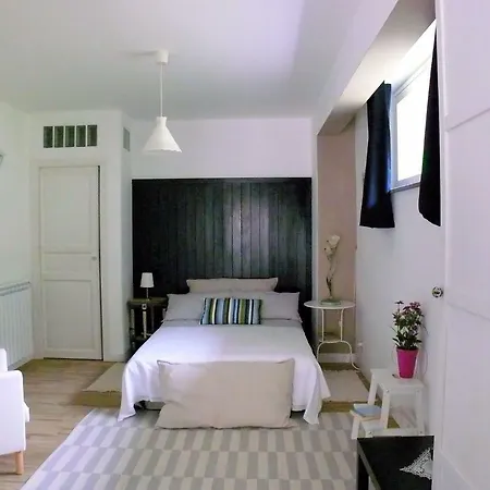 Invito Al Viaggio Bed & Breakfast Giardini Naxos