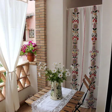 Invito Al Viaggio * Giardini Naxos