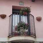 Invito Al Viaggio Bed & Breakfast 3*