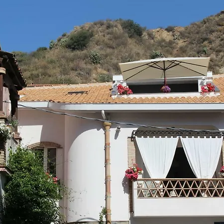 Bed & Breakfast Invito Al Viaggio 3*